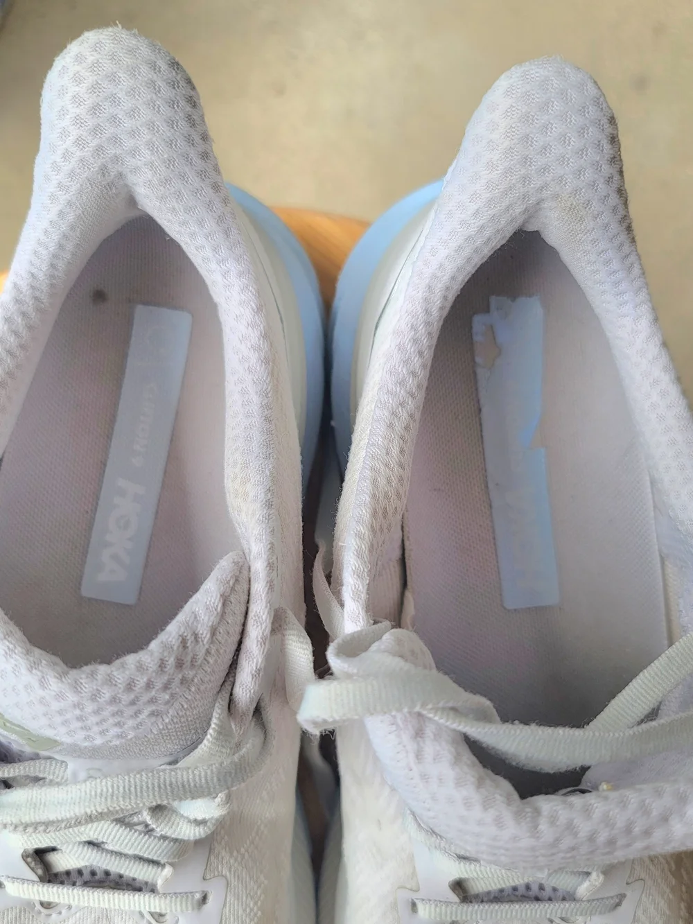 Hoka Clifton 9 White and Light Blue Women's Running Shoes 8.5 B
